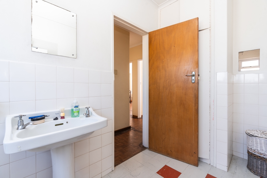 2 Bedroom Property for Sale in Pinelands Western Cape